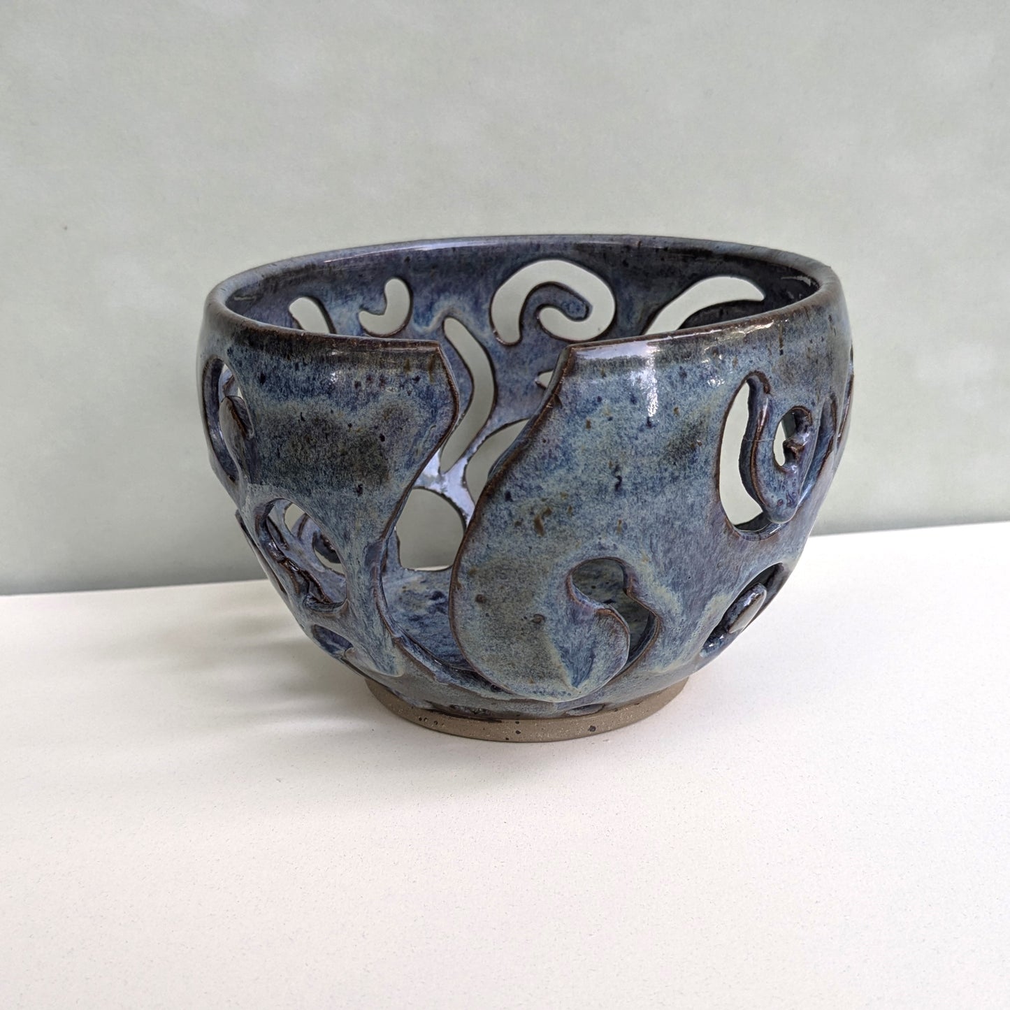 Oops all Loops yarn bowl